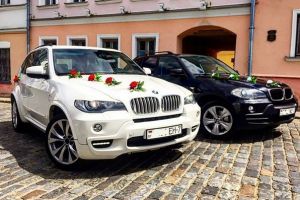 BMW X5 2011 год (Е70) белый и черный
