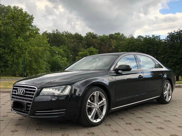 Audi A8 D4 long черный