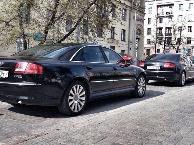 Ауди A8 (кузов D3) чёрный